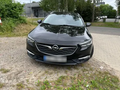 Gebraucht Opel Insignia Business 170 PS (125 kW) 2017 Schwarz Kombi