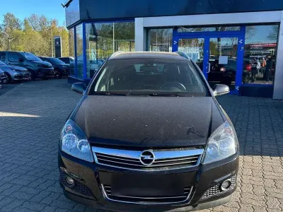 Brugt Opel Astra Cosmo 105 HK (77 kW) 2007 Sort Stationcar
