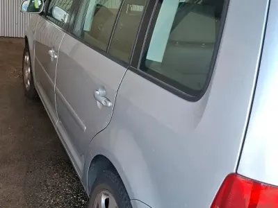 Gebraucht VW Touran 105 PS (77 kW) 2004 Silber Van / Kleinbus