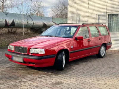 Gebraucht Volvo 850 226 PS (166 kW) 1994 Rot Kombi
