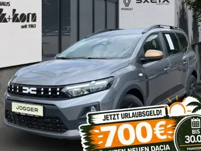 Neu Dacia Jogger Extreme 110 PS (80 kW) 2026 Grau Van / Kleinbus