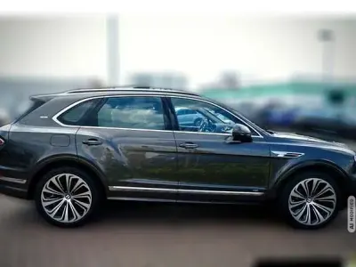 Gebraucht Bentley Bentayga Mulliner 549 PS (403 kW) 2021 Grau metallic SUV