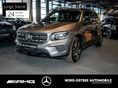 Gebraucht Mercedes GLB220 Progressive 190 PS (139 kW) 2021 Metalliclack mountaingrau SUV