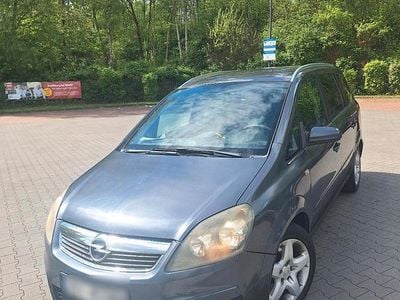 Usata Opel Zafira 120 CV (88 kW) 2007 Bianco Monovolume