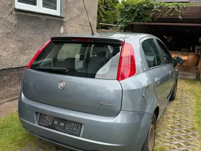 Gebraucht Fiat Punto 69 PS (50 kW) 2009 Grau Kleinwagen