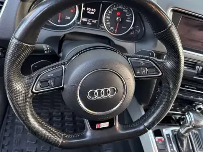 Używany Audi Q5 177 KM (130 kW) 2012 SUV