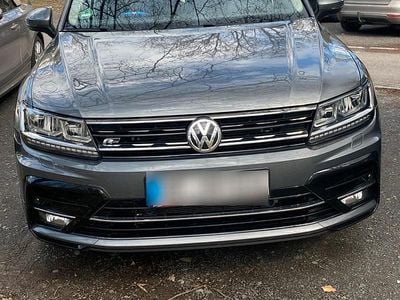 Gebraucht VW Tiguan 240 PS (176 kW) 2020 Grau SUV