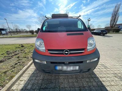 Gebraucht Opel Vivaro 135 PS (99 kW) 2006 Rot Van / Kleinbus