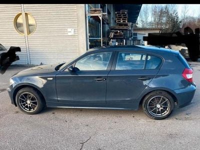 Usata BMW 118 129 CV (94 kW) 2005 Andere farben Utilitaria