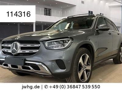 Gebraucht Mercedes GLC300e AMG 320 PS (235 kW) 2021 Selenitgrau (metallic) SUV