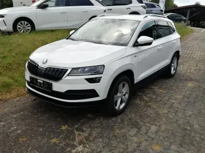 Gebraucht Skoda Karoq Ambition 150 PS (110 kW) 2020 Weiß SUV