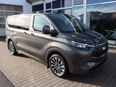 Neu Ford Tourneo Custom Titanium X 232 PS (170 kW) 2026 Frozen white Van