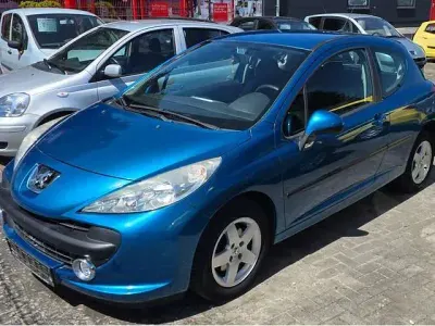 Gebraucht Peugeot 207 Urban Move 95 PS (69 kW) 2009 Lack blau neysha Kleinwagen
