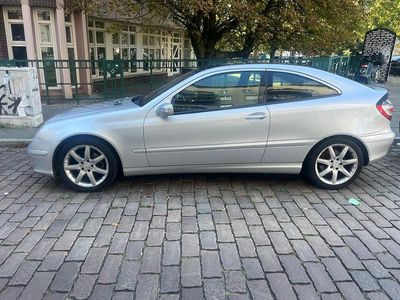 Mercedes C230