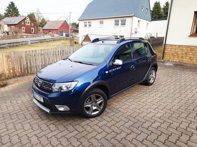 Gebraucht Dacia Sandero Prestige 90 PS (66 kW) 2018 Blau Limousine