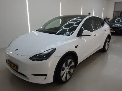 Usata Tesla Model Y Standard Range 250 kW (341 CV) 2022 Bianco SUV