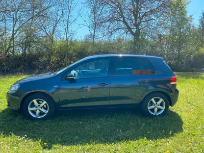Gebraucht VW Golf VII Match 86 PS (63 kW) 2012 Blau Limousine