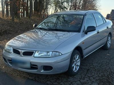 Gebraucht Mitsubishi Carisma Top 90 PS (66 kW) 1997 Silber Limousine