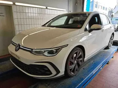 Gebraucht VW Golf VIII GTE 245 PS (180 kW) 2022 Pure white Limousine