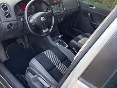 Second-hand VW Golf Plus Cross 177 CP (130 kW) 2008 Argintiu Monovolum
