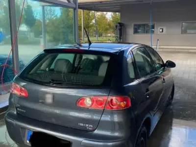 Gebraucht Seat Ibiza 101 PS (74 kW) 2004 Grau Kleinwagen