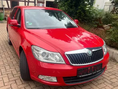 Gebraucht Skoda Octavia 110 PS (80 kW) 2013 Rot Kombi