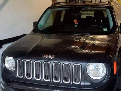 Schwarz Gebraucht 2016 Jeep Renegade SUV | 11.500 € (Fairer Preis)