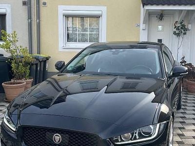 Gebraucht Jaguar XE Prestige 179 PS (131 kW) 2016 Schwarz Limousine