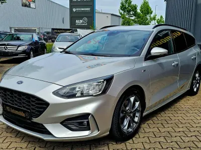 Gebraucht Ford Focus ST-Line 150 PS (110 kW) 2020 Polarsilber metallic Kombi