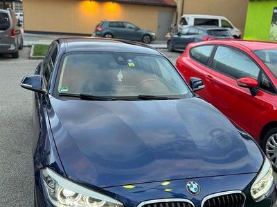 Blau Gebraucht 2016 BMW 118 Sport Line Kleinwagen | 15.999 € (Teuer)