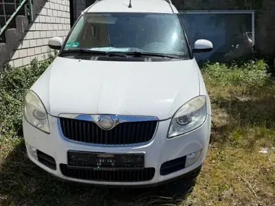 Gebraucht Skoda Roomster Comfort 105 PS (77 kW) 2008 Weiß Van / Kleinbus