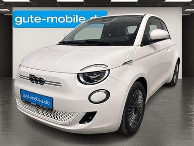 Begagnad Fiat 500e Icon 86 kW (118 HK) 2023 Vit Sedan