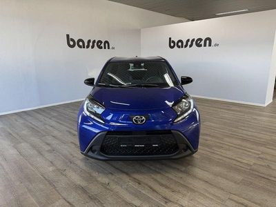 Neu Toyota Aygo X X-play 72 PS (52 kW) 2025 Juniper blue metallic SUV