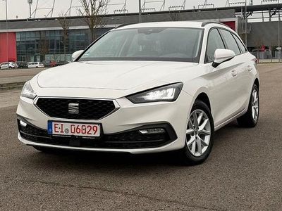 Gebraucht Seat Leon Style 150 PS (110 kW) 2022 Weiß Limousine