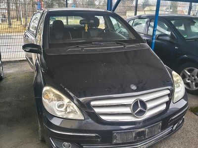Andere farben Gebraucht 2005 Mercedes B200 Van / Kleinbus | 999 € (Superpreis)