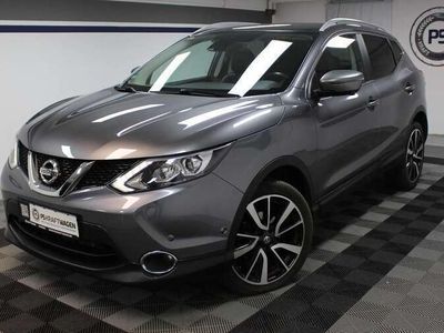 gebraucht Nissan Qashqai 1.6 dCi Aut. 360° AHK NAVI SHZ PANO 2.HD