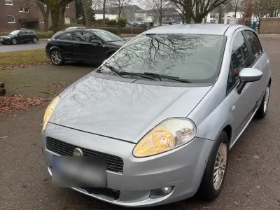 Usata Fiat Punto 90 CV (66 kW) 2008 Grigio Utilitaria