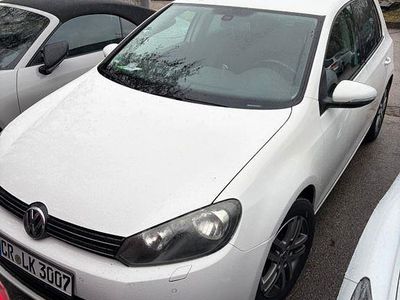 Gebraucht VW Golf VI Comfortline 122 PS (89 kW) 2009 Weiß Kleinwagen