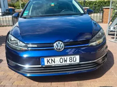 Second-hand VW Golf VII Comfortline 131 CP (96 kW) 2019 Albastru Berlinǎ