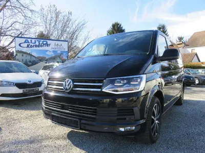 Usata VW Caravelle Comfortline 150 CV (110 kW) 2016 Nero Furgone