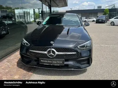 Gebraucht Mercedes C200 AMG 204 PS (150 kW) 2024 Obsidianschwarz Limousine