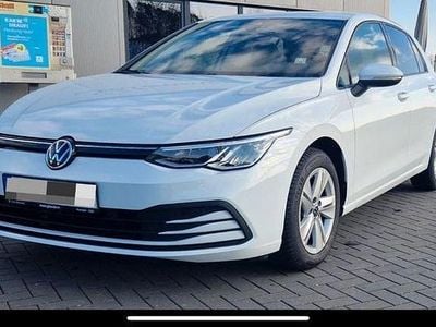 Weiß Gebraucht 2020 VW Golf VIII Life Limousine | 16.500 € (Fairer Preis)