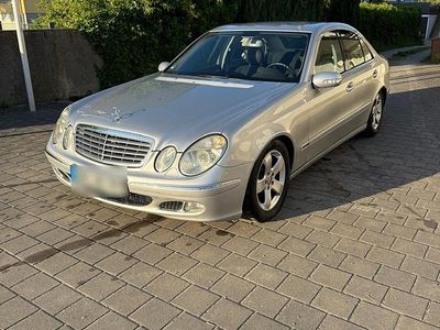 Gebraucht Mercedes E270 2002 Silber Limousine