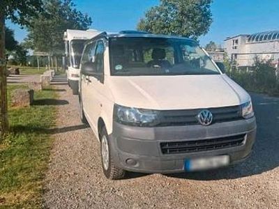 Second-hand VW T5 102 CP (75 kW) 2011 Alb Van