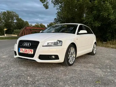 Gebraucht Audi A3 S-Line 140 PS (102 kW) 2012 Weiß Kleinwagen