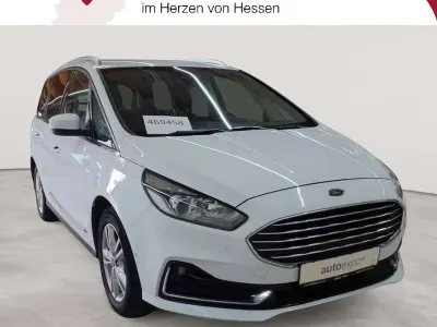 Gebraucht Ford Galaxy Titanium 190 PS (139 kW) 2022 Frostweiß Van / Kleinbus