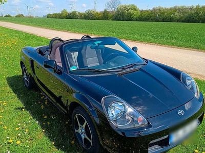 Usado Toyota MR2 140 HP (102 kW) 2001 Preto Cabrios