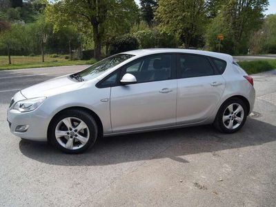 gebraucht Opel Astra Lim. 5-trg. Design Edition, viele Neutei