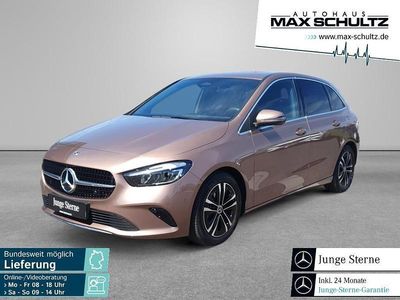 Gebraucht Mercedes B180 136 PS (100 kW) 2023 Rosgold Van / Kleinbus