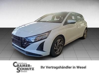 Gebraucht Hyundai i20 Trend 101 PS (74 kW) 2025 Atlas white Kleinwagen